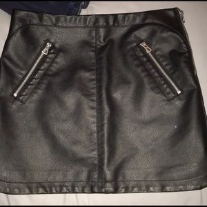 COPY - PLeather skirt